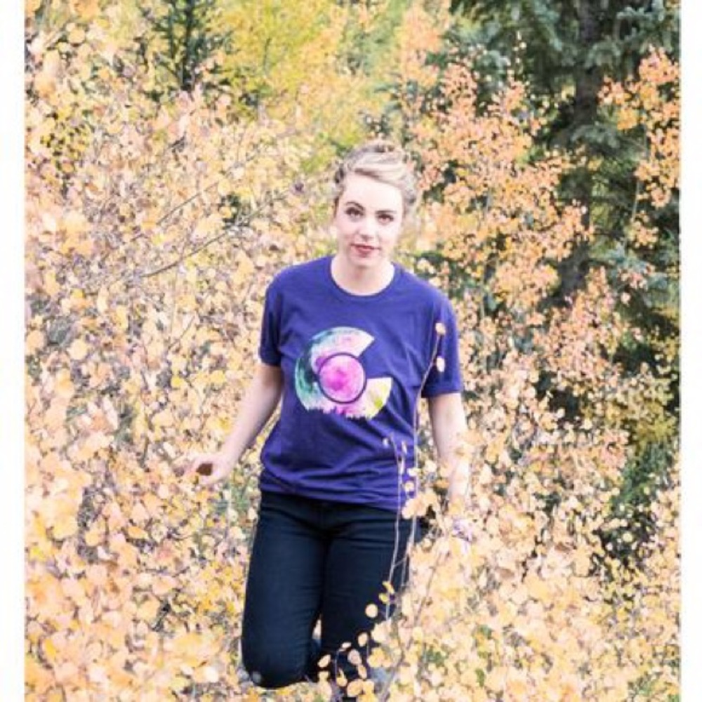 🏷SOLD- Colorado Moon Tee